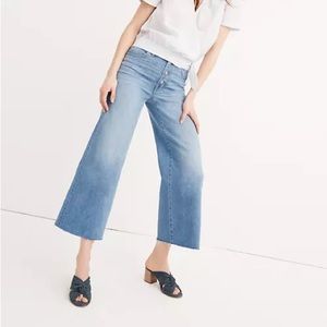 Madewell Tall Wide-Leg Crop Jeans: Button-Front Edition in size 29